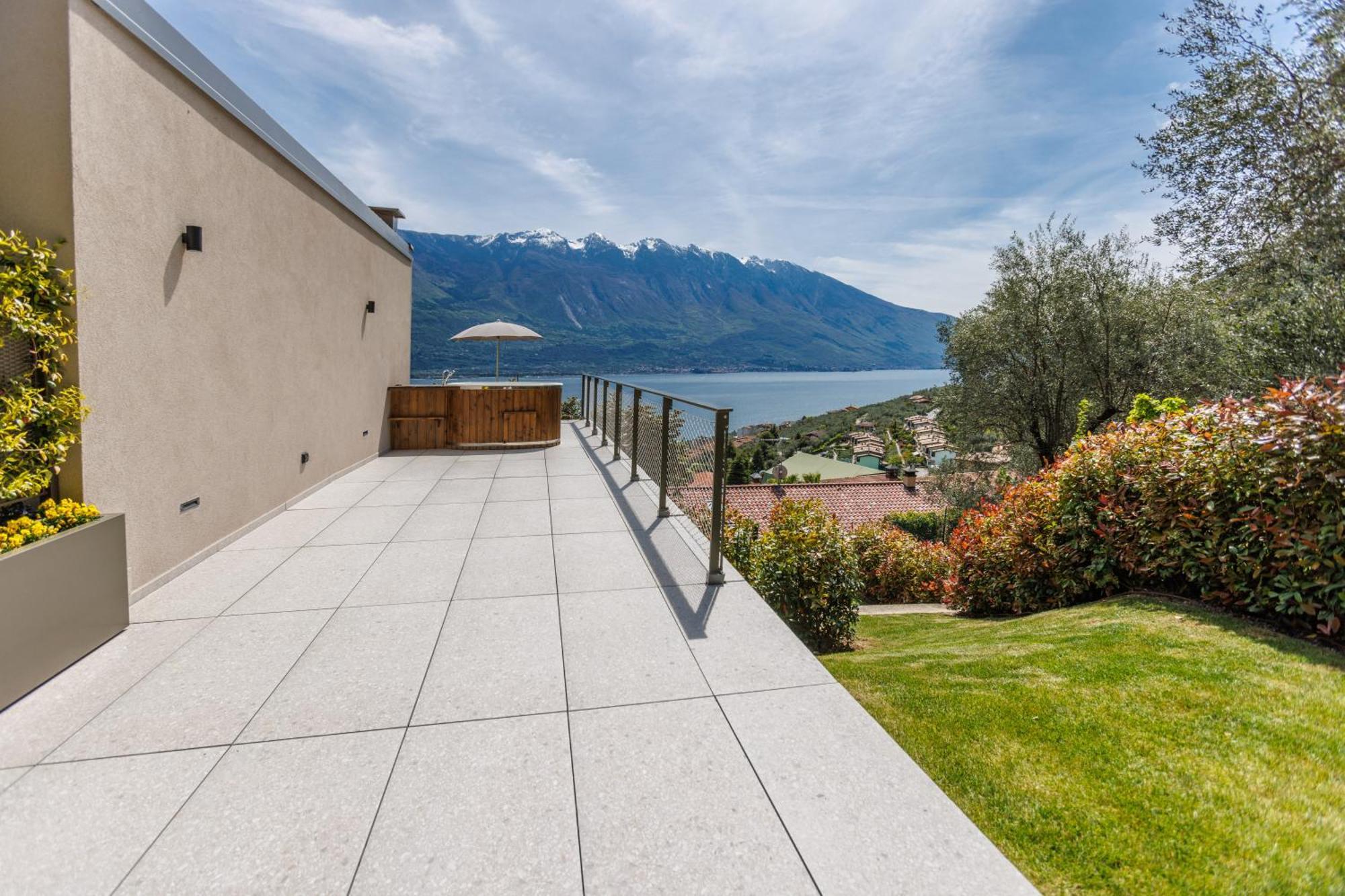 Llac Living Nature Hotel Limone sul Garda Habitación foto